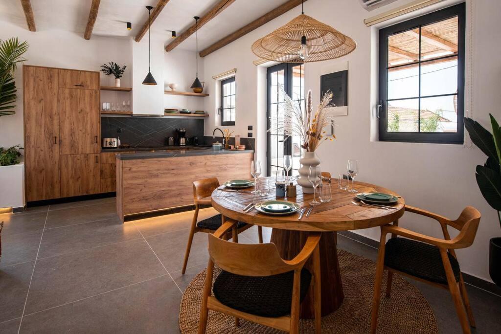 Casacarma Iii, Private Pool, Boho Design, Central 라카니아 외부 사진