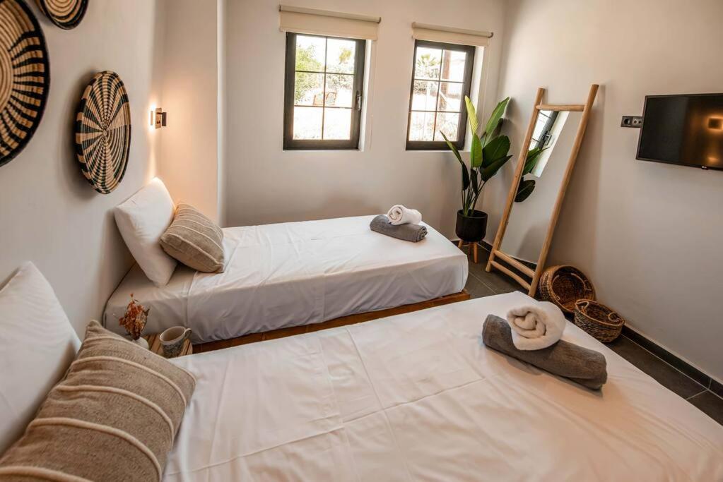 Casacarma Iii, Private Pool, Boho Design, Central 라카니아 외부 사진